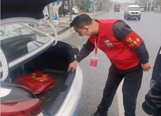 萬(wàn)順叫車(chē)：動(dòng)靜態(tài)監(jiān)管協(xié)同保障春運(yùn)出行安全